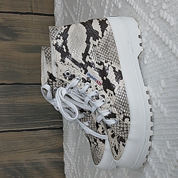 Superga High top snake print sneakers size 6.5 - Picture 1 of 11